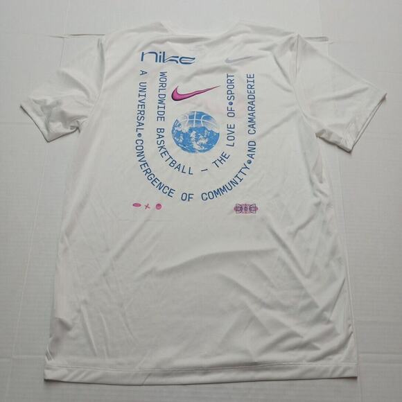 Nike Basketball "Worldwide Wordsmith Tee" T-Shirt Men's L Large White FV8412-133 - Picture 8 of 9